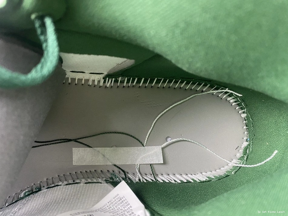 DZ5485-303 - Gorge Retro Green Jordan High OG 1 0514